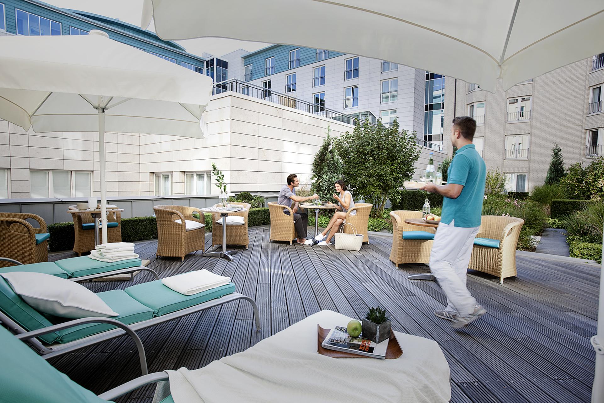 فندق غراند إيليسي هامبورغ المظهر الخارجي الصورة The Sky Bar